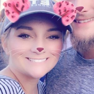 Meet your Posher, Carrie